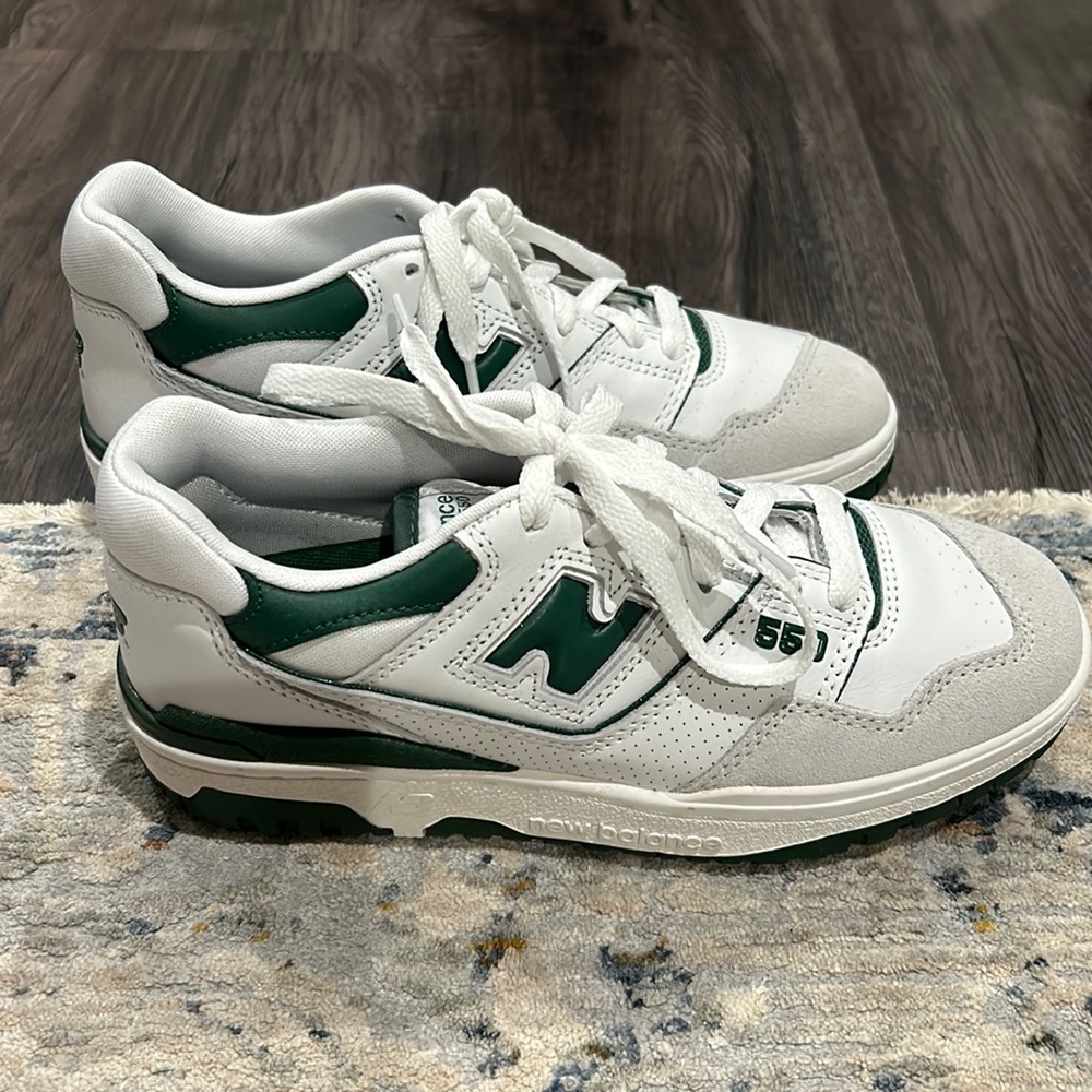 New Balance 550 Sneaker Women’s 7
